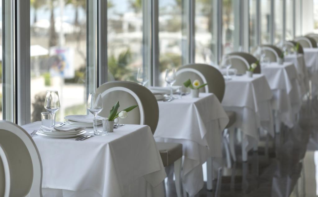 Hotel Tiffany'S ريتشوني المظهر الخارجي الصورة